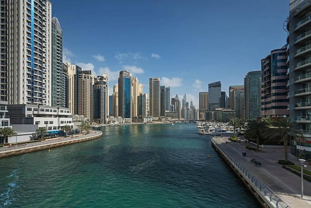 Appartement La Buena Vida Homes - Exquisite Spacious Luxe 1br , Full Marina View, Kitchen, 5 Min To Beach, Jbr And Marina Dubai