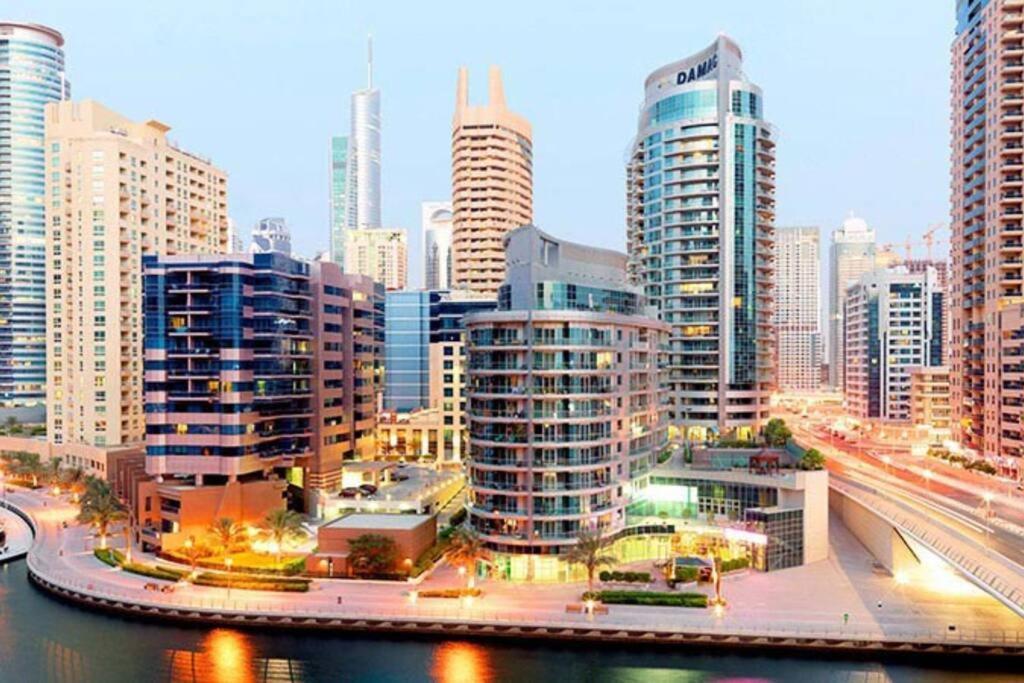 La Buena Vida Homes - Exquisite Spacious Luxe 1br , Full Marina View, Kitchen, 5 Min To Beach, Jbr And Marina Apartamento Dubai
