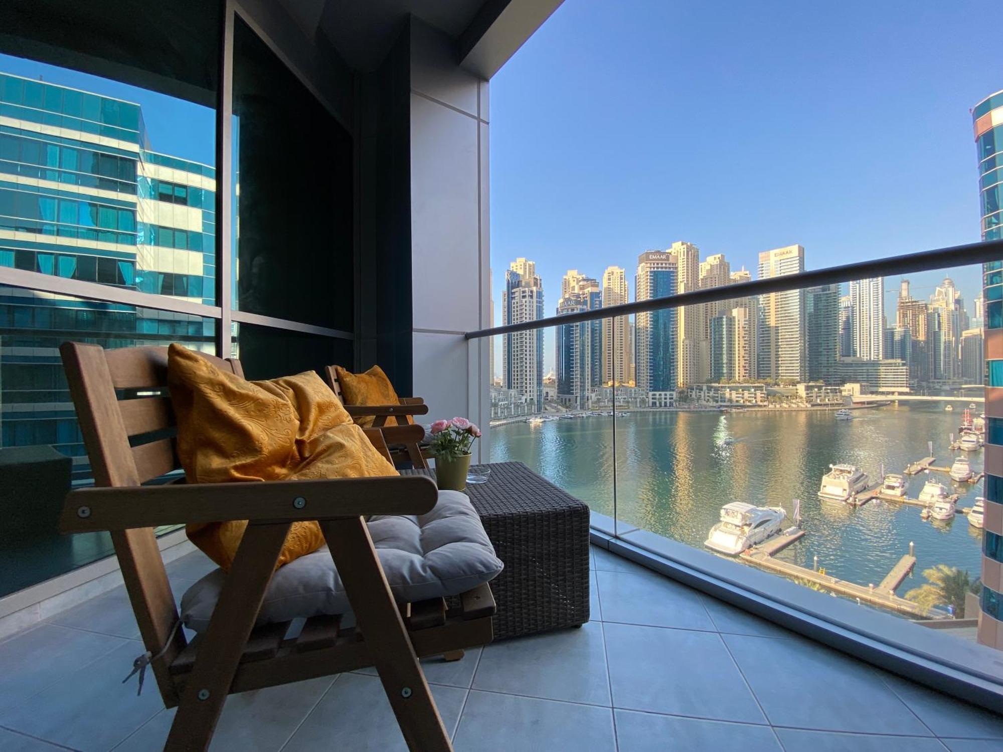 La Buena Vida Homes - Exquisite Spacious Luxe 1br , Full Marina View, Kitchen, 5 Min To Beach, Jbr And Marina Appartement