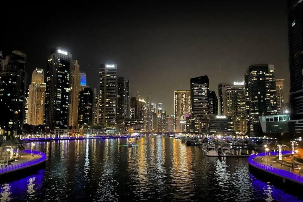 Appartement La Buena Vida Homes - Exquisite Spacious Luxe 1br , Full Marina View, Kitchen, 5 Min To Beach, Jbr And Marina